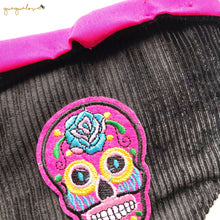 Cargar imagen en el visor de la galería, Love Catrina
